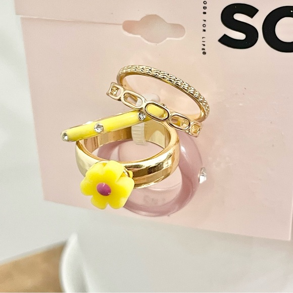 NWT Gold double layered evil eye necklace, ring set, and moon star earrings - Picture 6 of 8